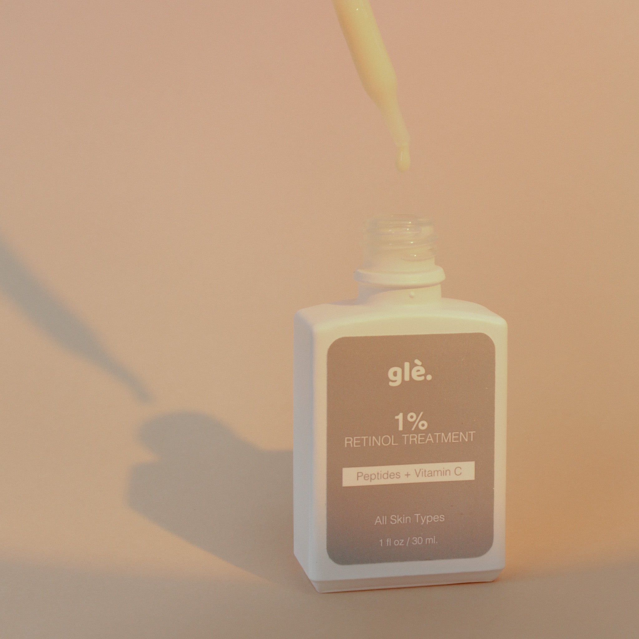 Glè Facial Serum 1% Retinol Treatment with Peptides